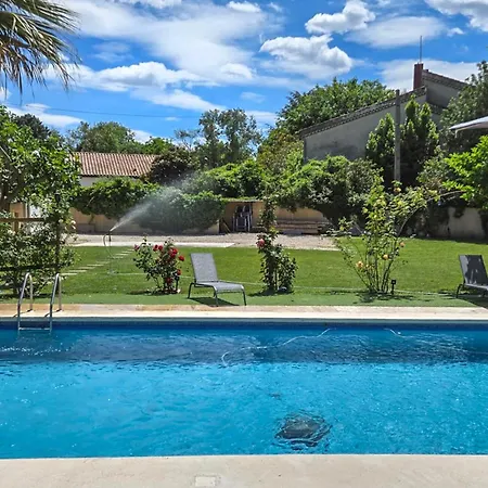 4 Bedroom Amazing In Les Angles * Les Angles (Gard)