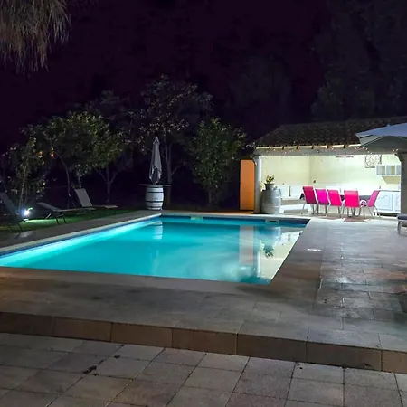 4 Bedroom Amazing In Les Angles Σπίτι διακοπών *