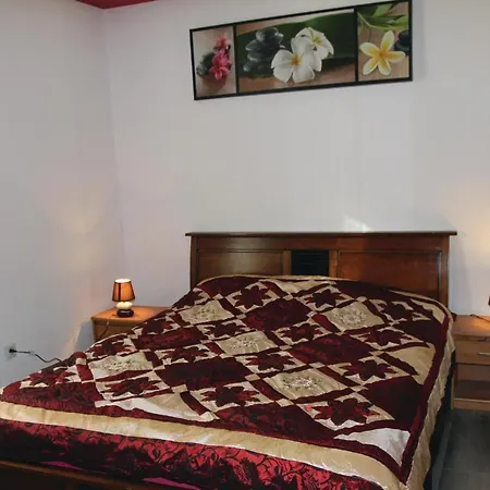 펜션 4 Bedroom Amazing In Les Angles *