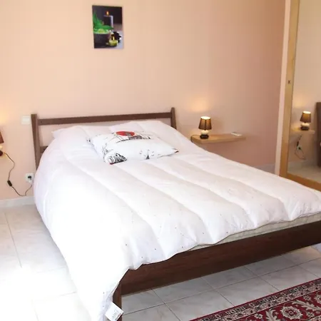 4 Bedroom Amazing In Les Angles * Les Angles (Gard)