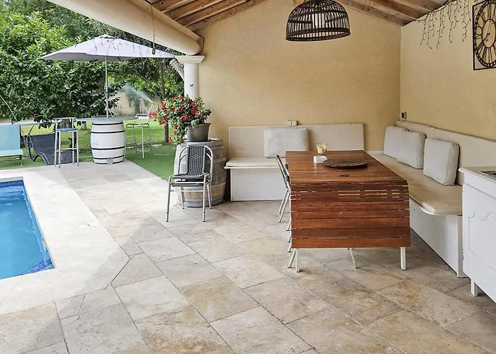 4 Bedroom Amazing In Les Angles